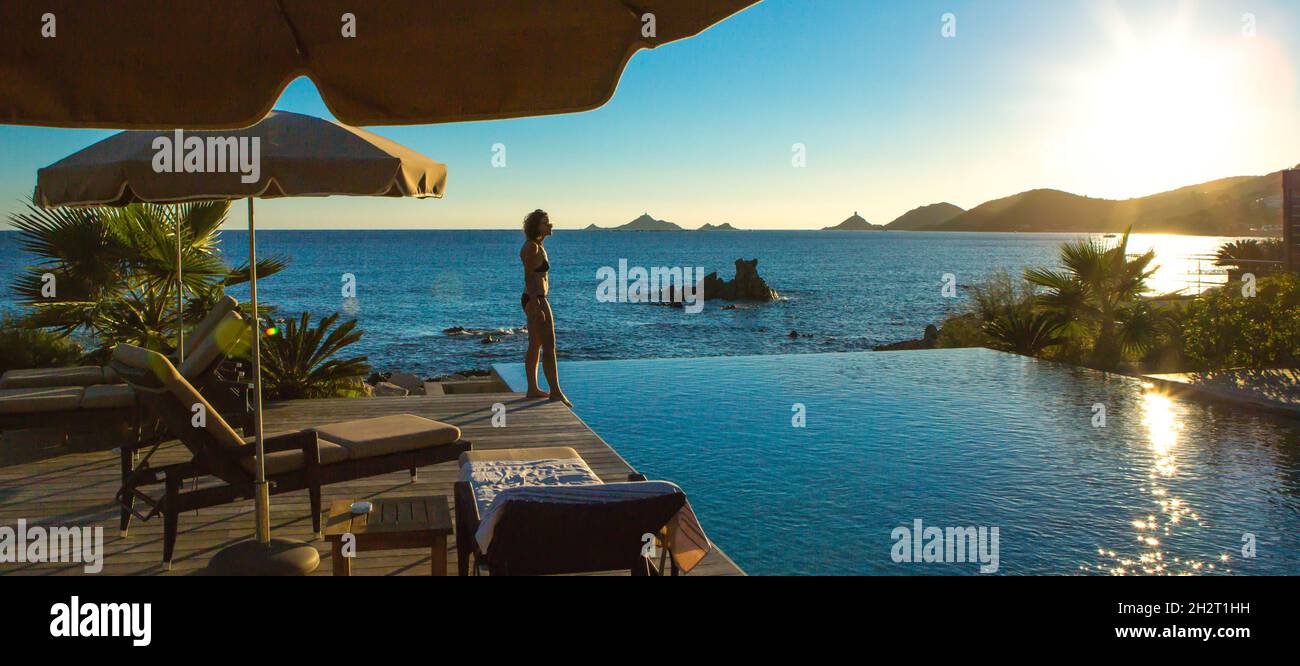 FRANCE.CORSE-DU-SUD (2A) AJACCIO.PLAGES DE SANGUINAIRES.HÔTEL WEEK-END Banque D'Images