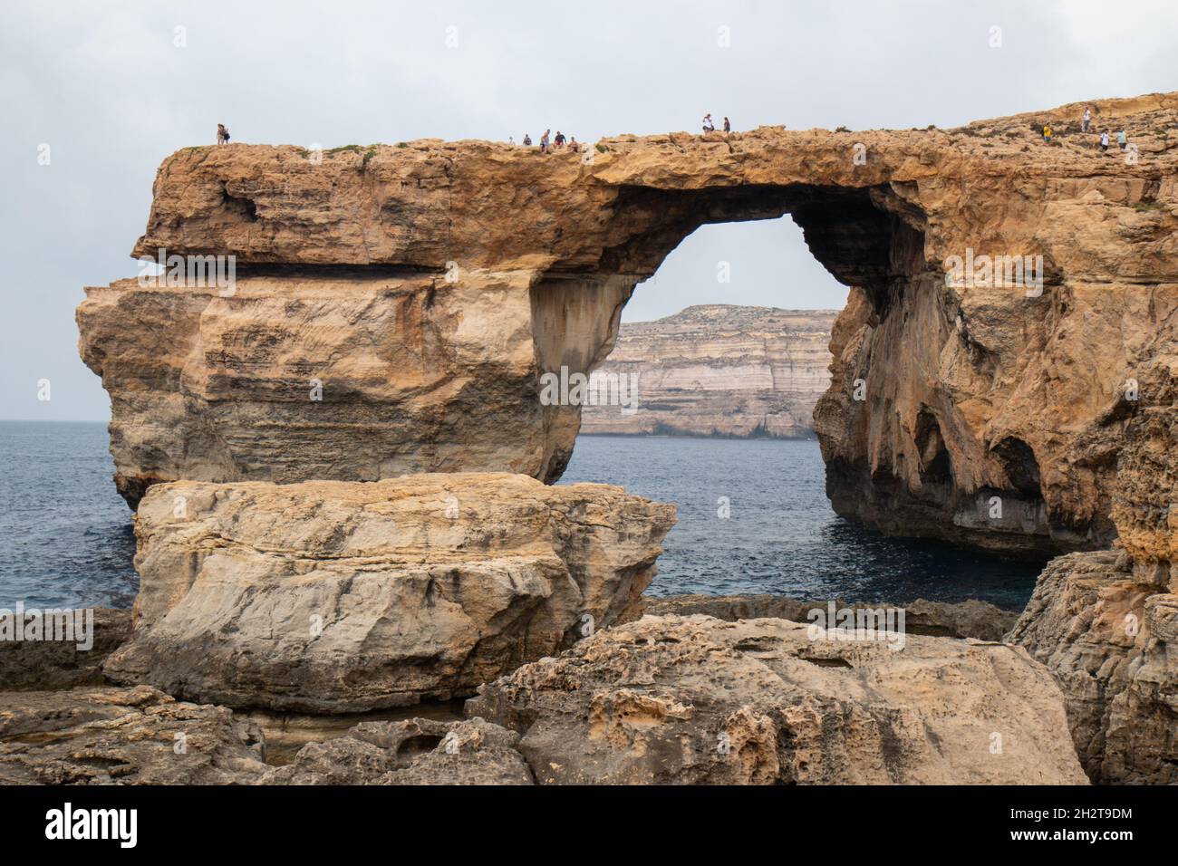 Arche de la fenêtre d'azur à Gozo, Malte avant l'effondrement Banque D'Images