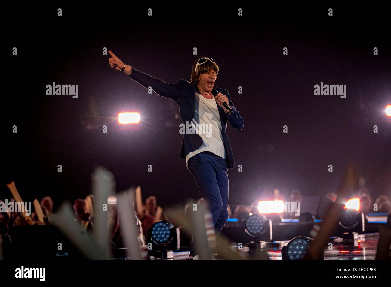 Dortmund, Allemagne.23 octobre 2021.Mickie Krause chante au 'Schlagerbooom 2021 - Alles funkelt!Tout brille ! ».Credit: Malte Krudewig/dpa/Alay Live News Banque D'Images