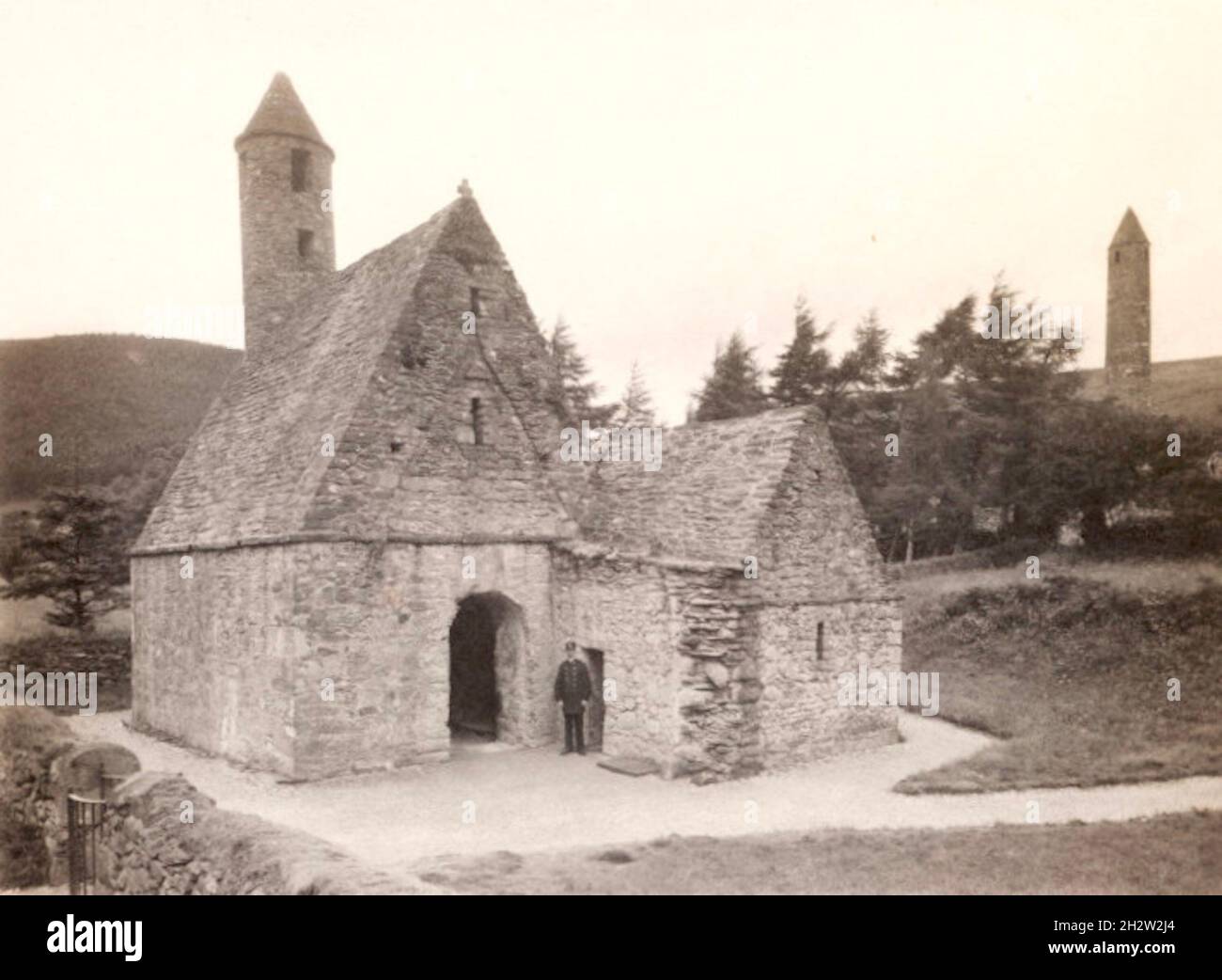 Godfrey Bingley - Photographie de St. Kevin's Kitchen, Glendalough, comté de Wicklow, République d'Irlande, Banque D'Images