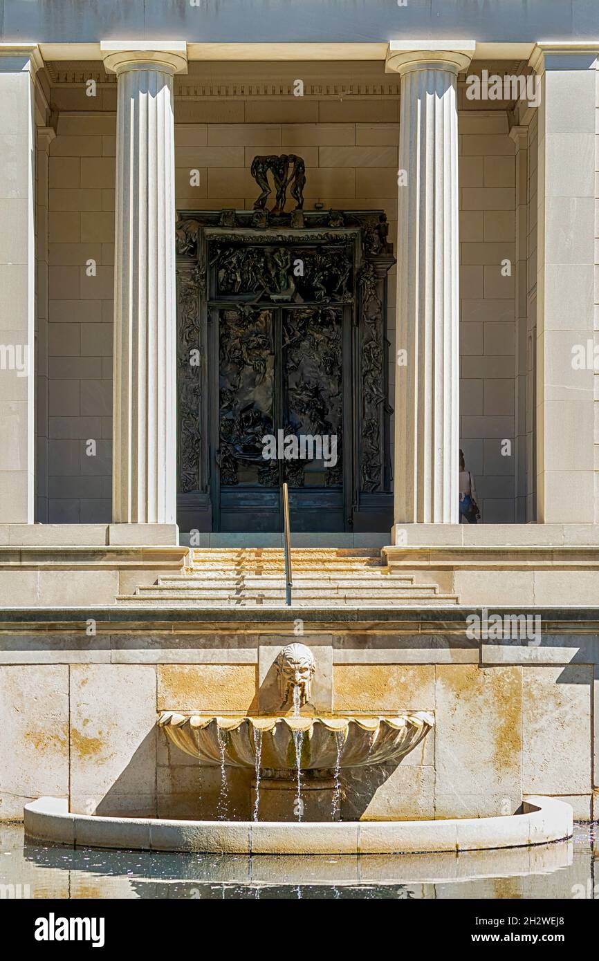 2151 Benjamin Franklin Parkway, musée Rodin, abrite entre autres chefs-d'œuvre « le penseur » et « les portes de l'Enfer ». Banque D'Images