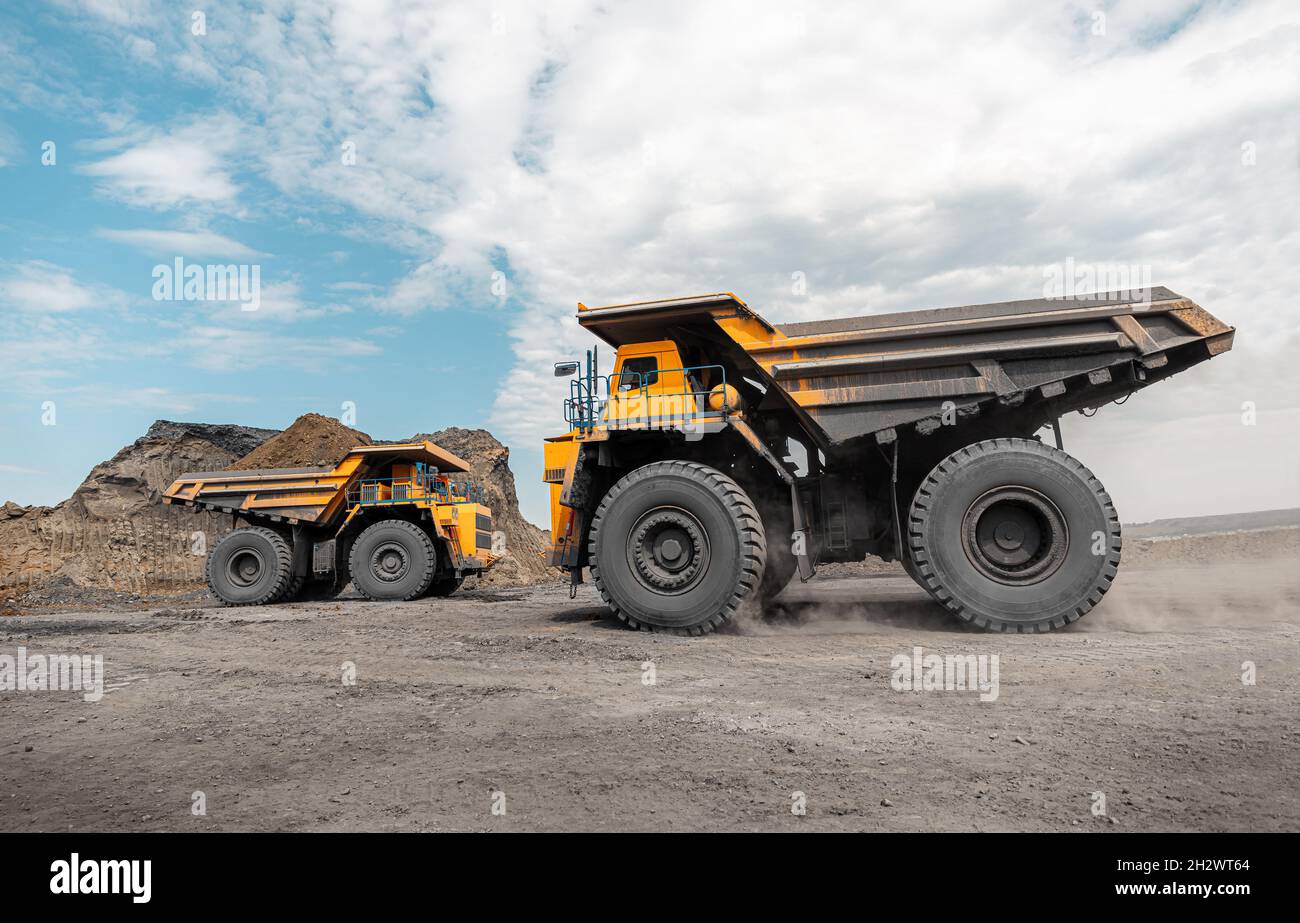 Playmobil Chantier - Camion Minier Jaune Géant 4037 - Complet - Occasion