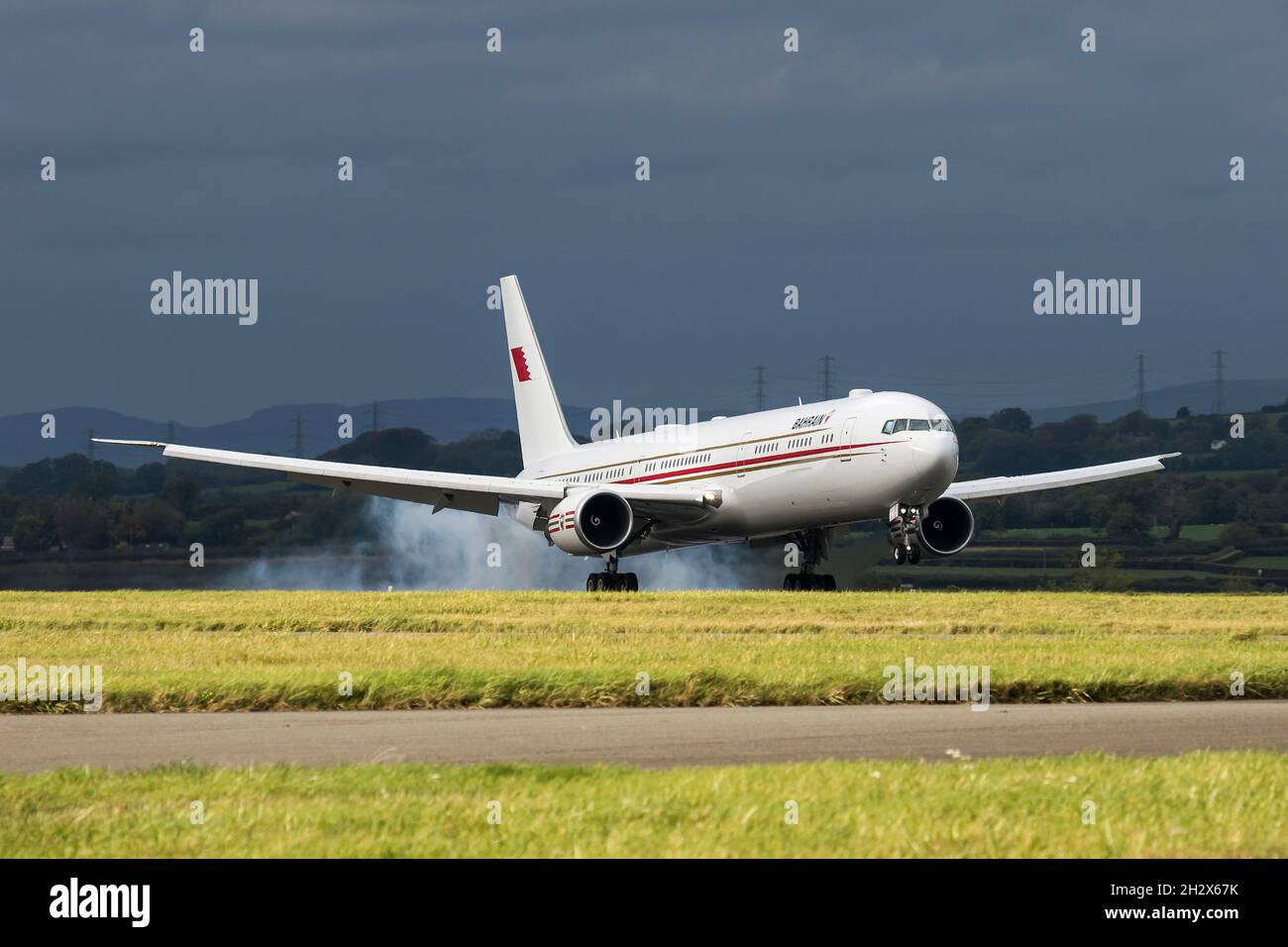 A9C-HMH Boeing 767 4SMER Bahreïn vol royal à l'aéroport de Cardiff 23 octobre 2021. Banque D'Images
