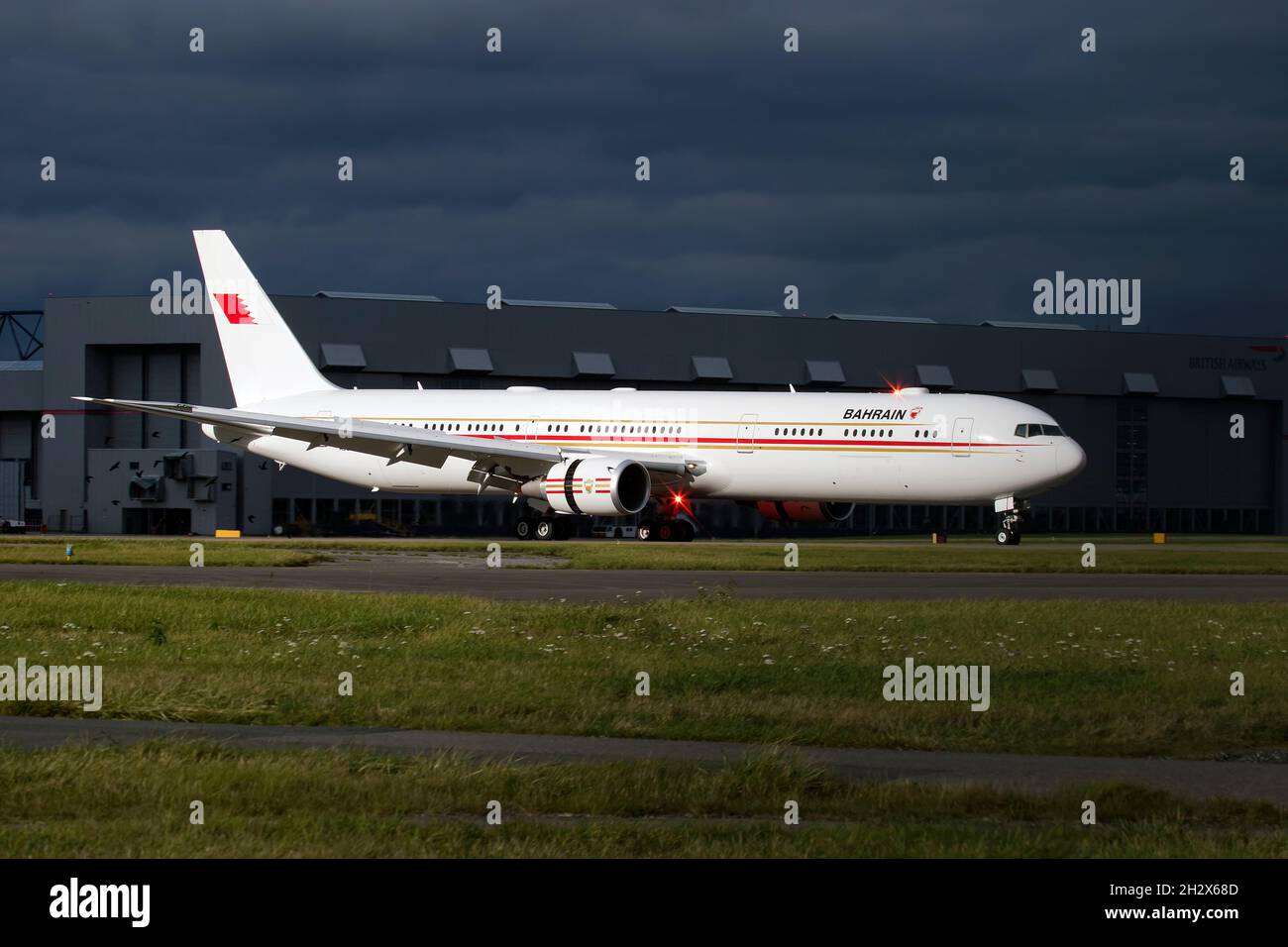 A9C-HMH Boeing 767 4SMER Bahreïn vol royal à l'aéroport de Cardiff 23 octobre 2021. Banque D'Images