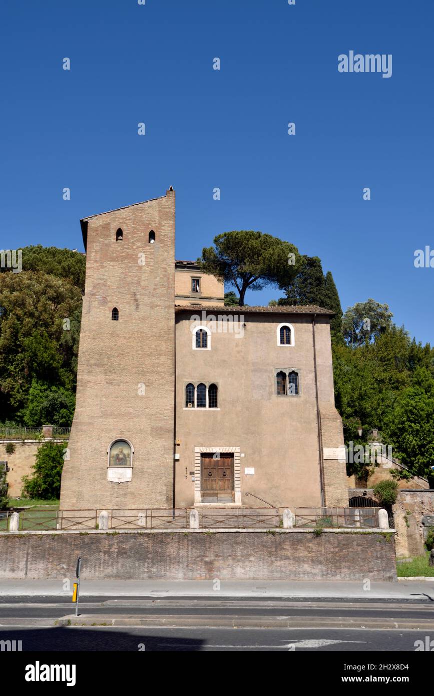 Italie, Rome, Torre dei Pierleoni, tour médiévale Banque D'Images