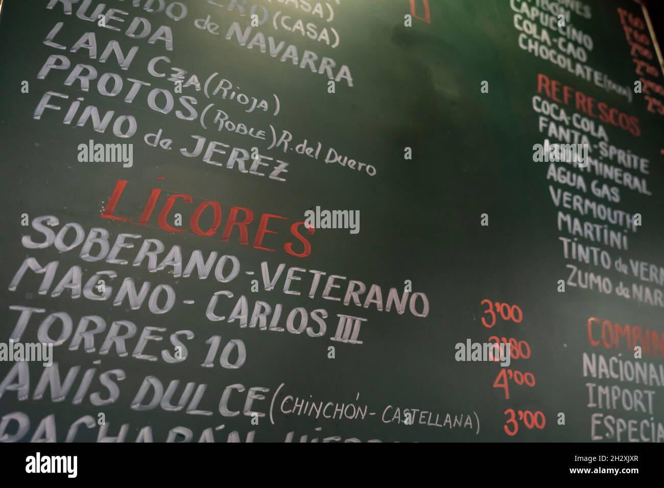 Un menu de bar dans le Barrio de las Letras à Madrid, Espagne. Banque D'Images