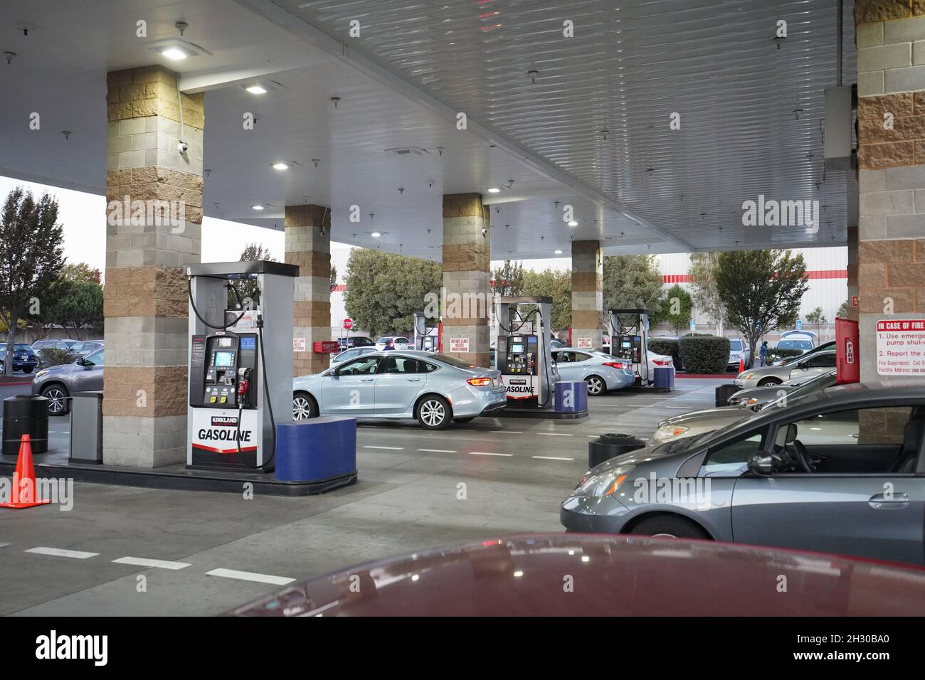 Costco petrol station Banque de photographies et d’images à haute
