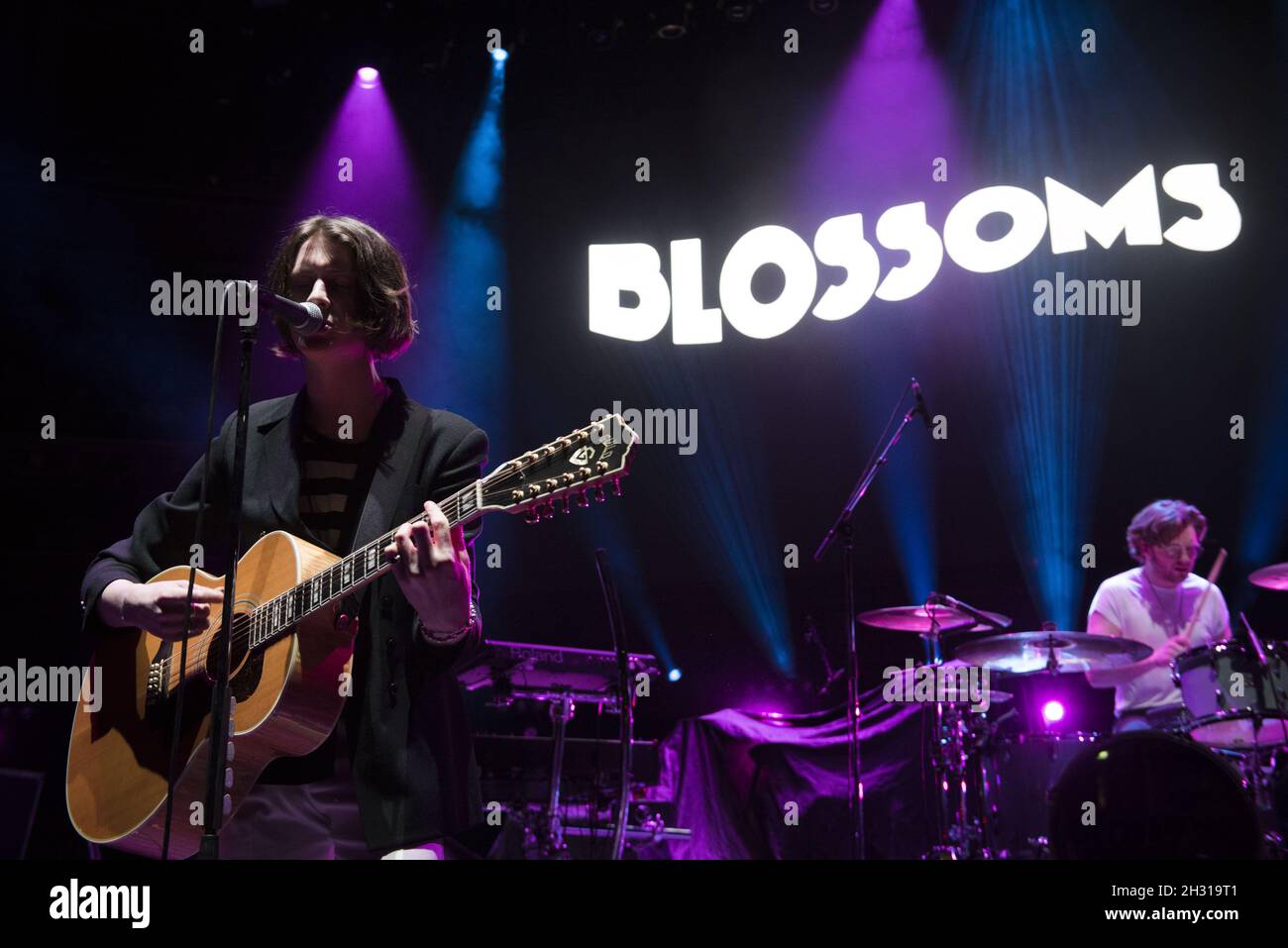 Blossoms se produire sur scène lors de la série de concerts annuels Teenage cancer Trust, au Royal Albert Hall. Date de la photo: Vendredi 23 mars 2018. Le crédit photo devrait se lire: David Jensen/EMPICS Entertainment Banque D'Images