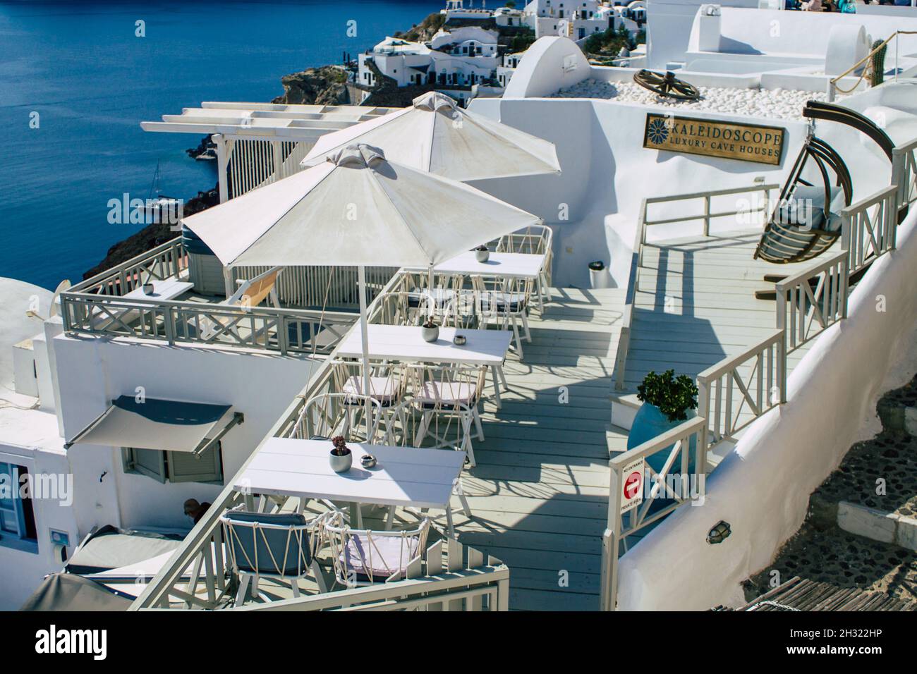 Île de Santorin, Grèce. Architecture blanche étonnante, paysage de