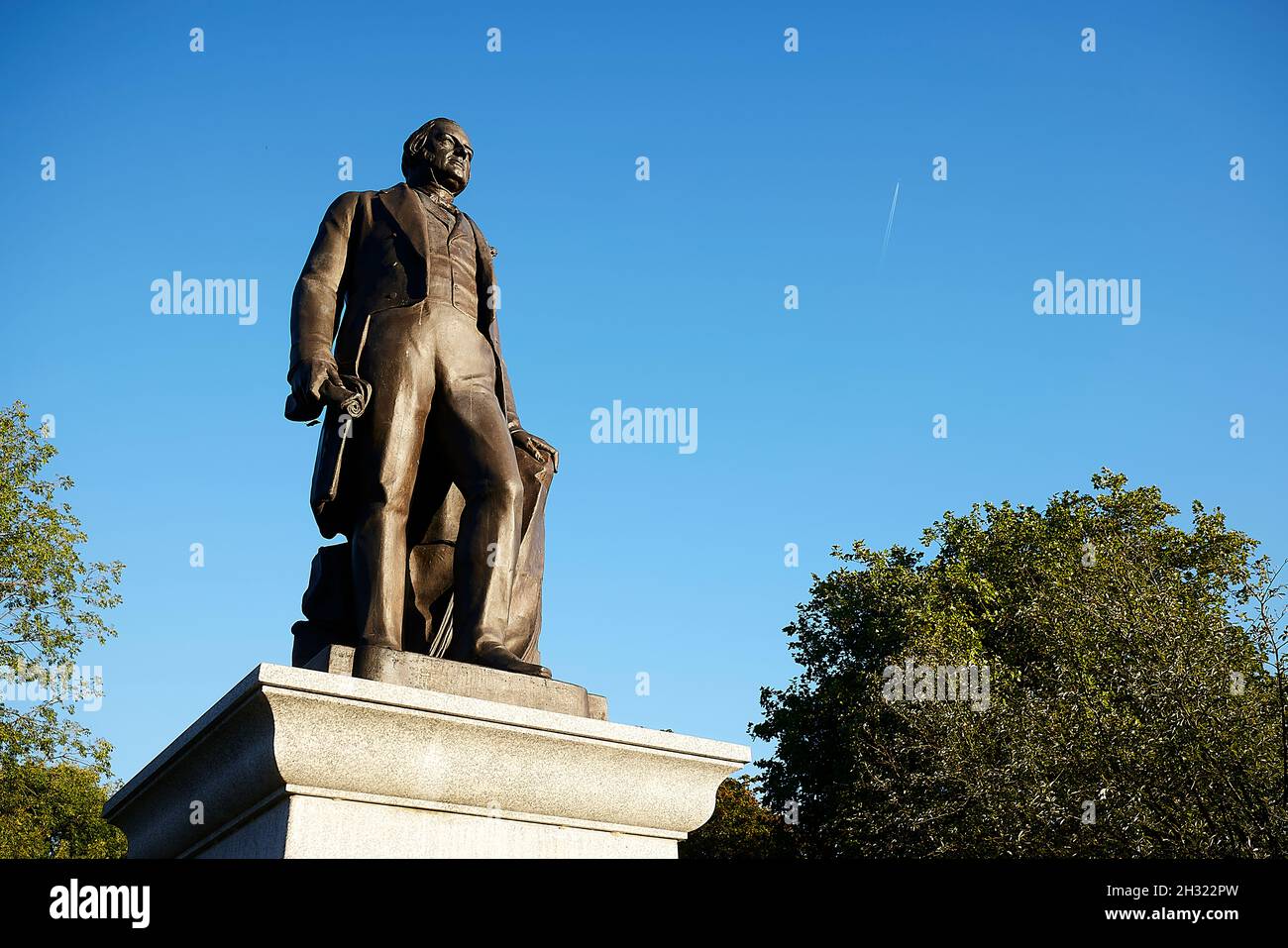 Peel Park Salford statue de Joseph Brotherton réformant un politicien britannique, un ministre non conformiste et un végétarien pionnier Banque D'Images