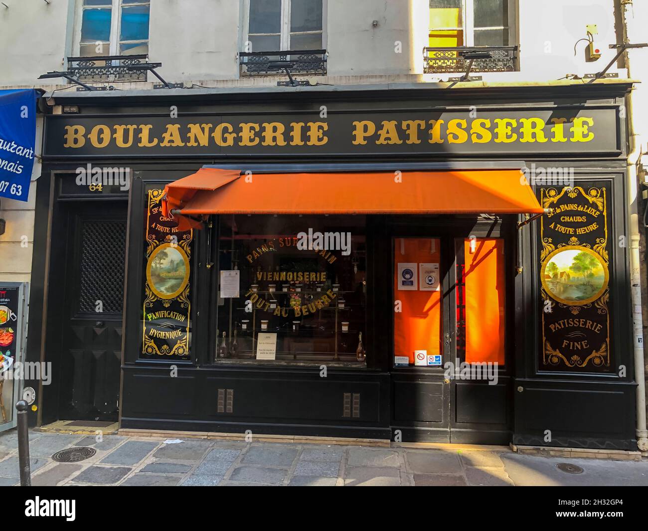 Paris, France, Old French Bread Bakery Shop Front, Vintage Store Front, boulangerie Patisserie, magasin de boulangerie rétro Banque D'Images