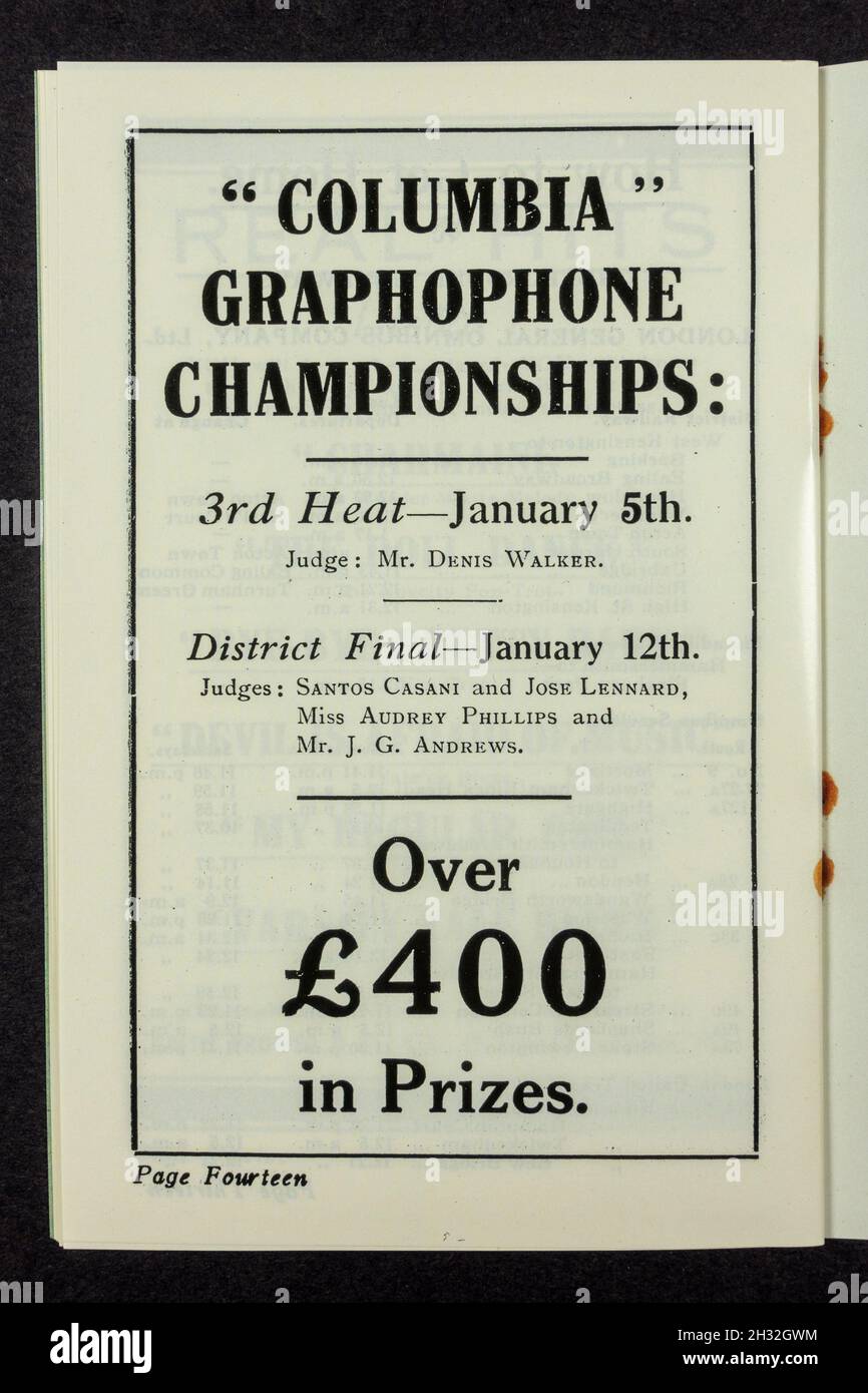 Publicité pour les 'Columbia Graphophone Championships' dans le programme quotidien 1920s pour l'Olympia Dance Hall, saison 1927-28 (réplique). Banque D'Images