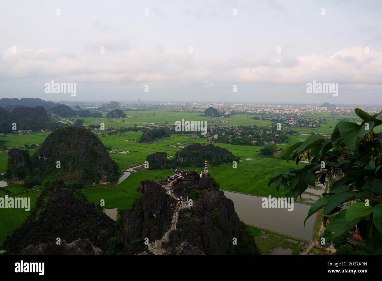 Vue sur la grotte de Mua Banque D'Images