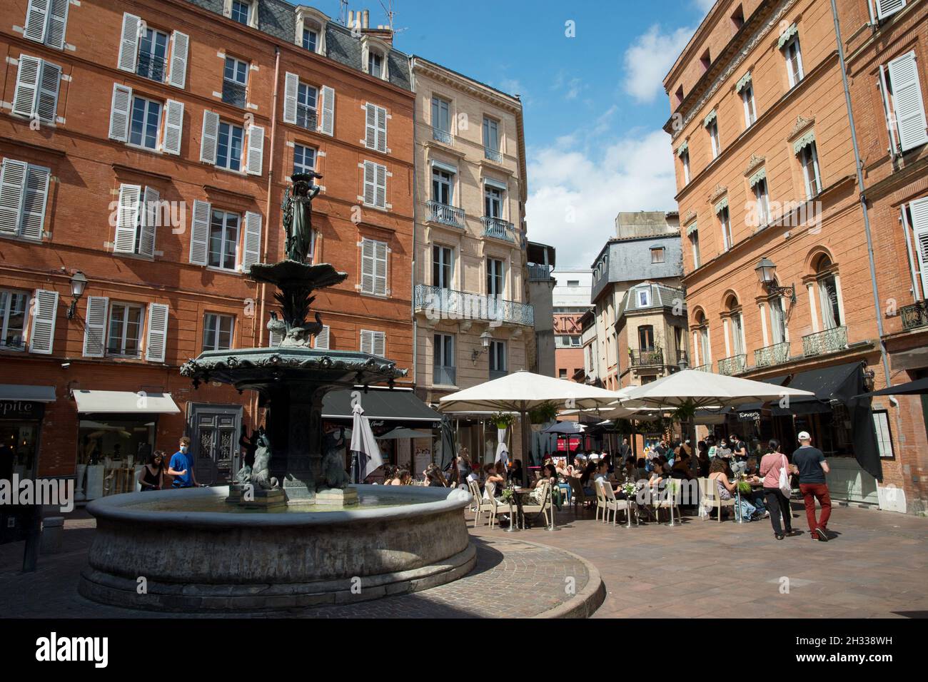 Toulouse (sud de la France) : place Roger Salengro dans le centre historique Banque D'Images