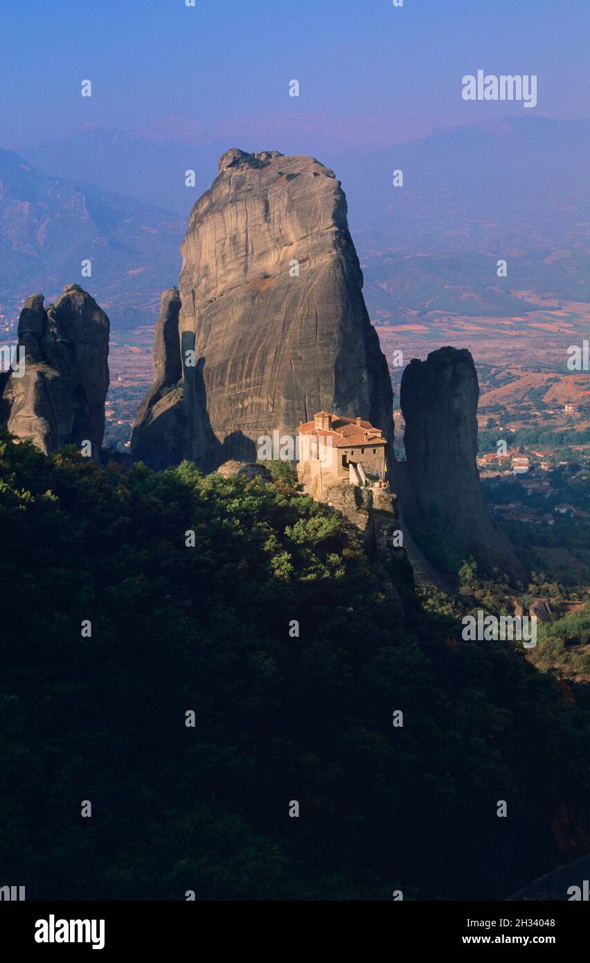 Monastère de Roussanou Meteora, Thessalie, Grèce Banque D'Images
