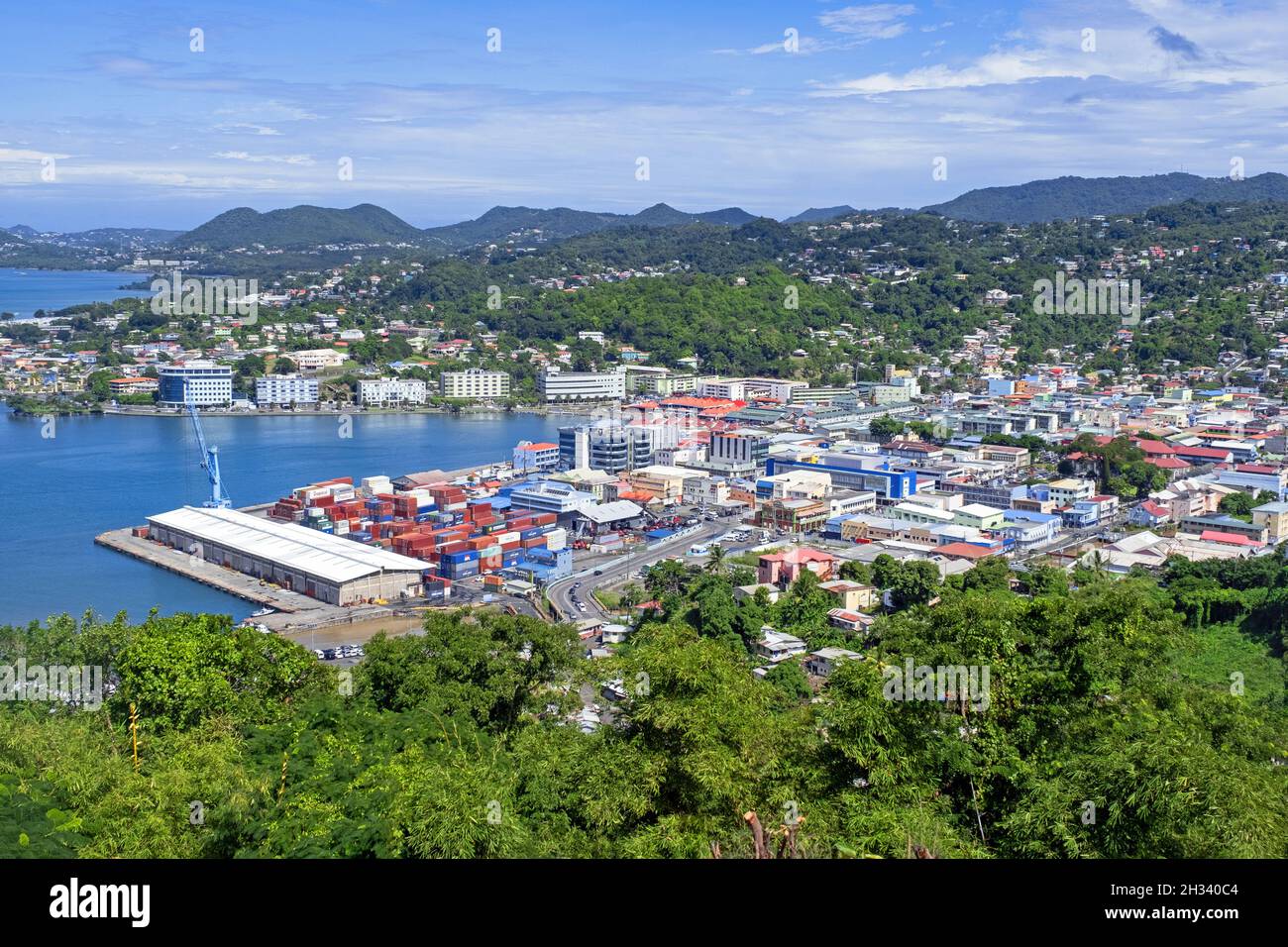 Vue sur le port / port de Castries, capitale de l'île Sainte-Lucie dans la mer des Caraïbes Banque D'Images