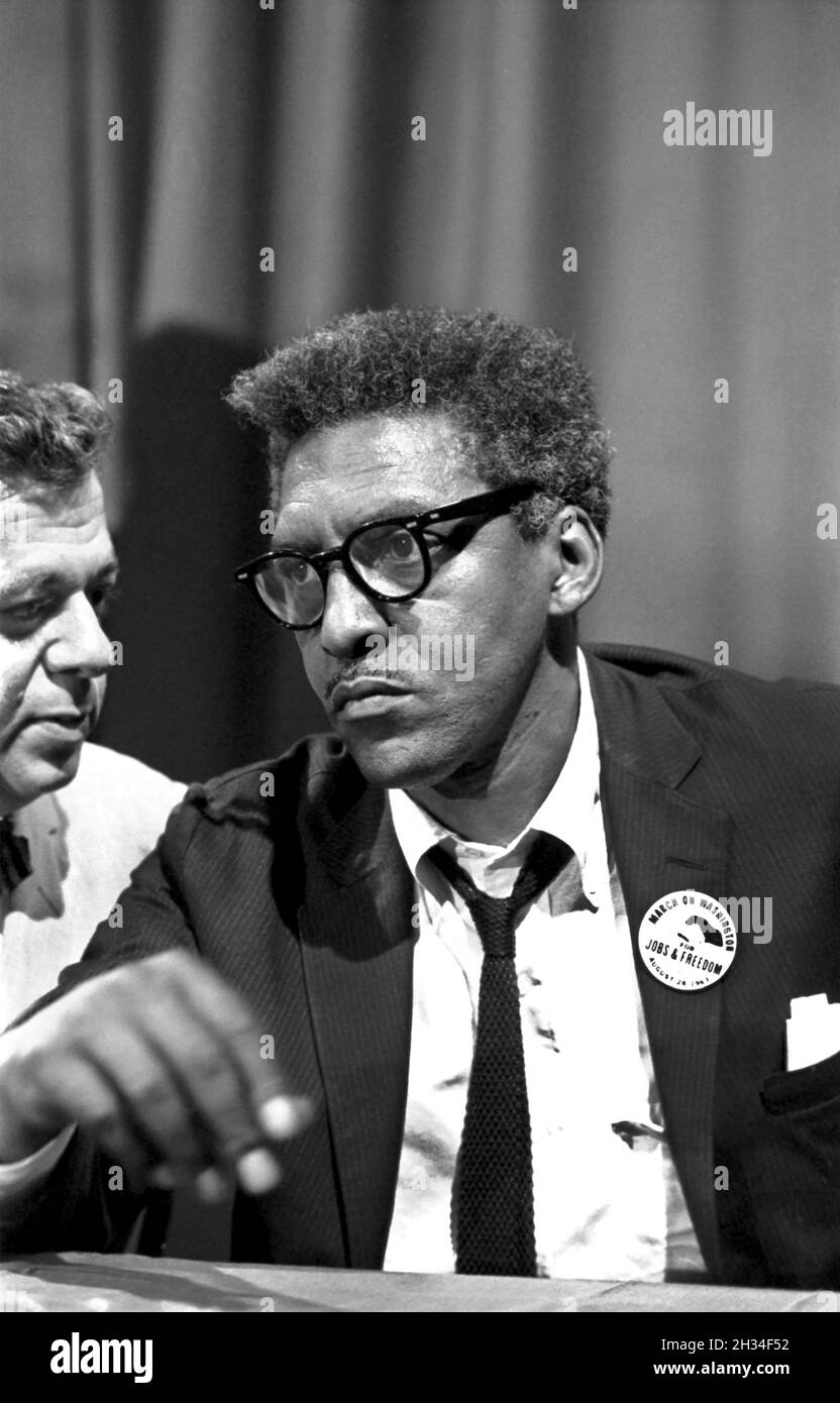 Bayard Rustin lors de la réunion d'information sur la marche des droits civils à Washington, Statler Hotel, Washington, D.C., USA,Warren K. Leffler, US News & World Report Magazine Collection, 27 août 1963 Banque D'Images