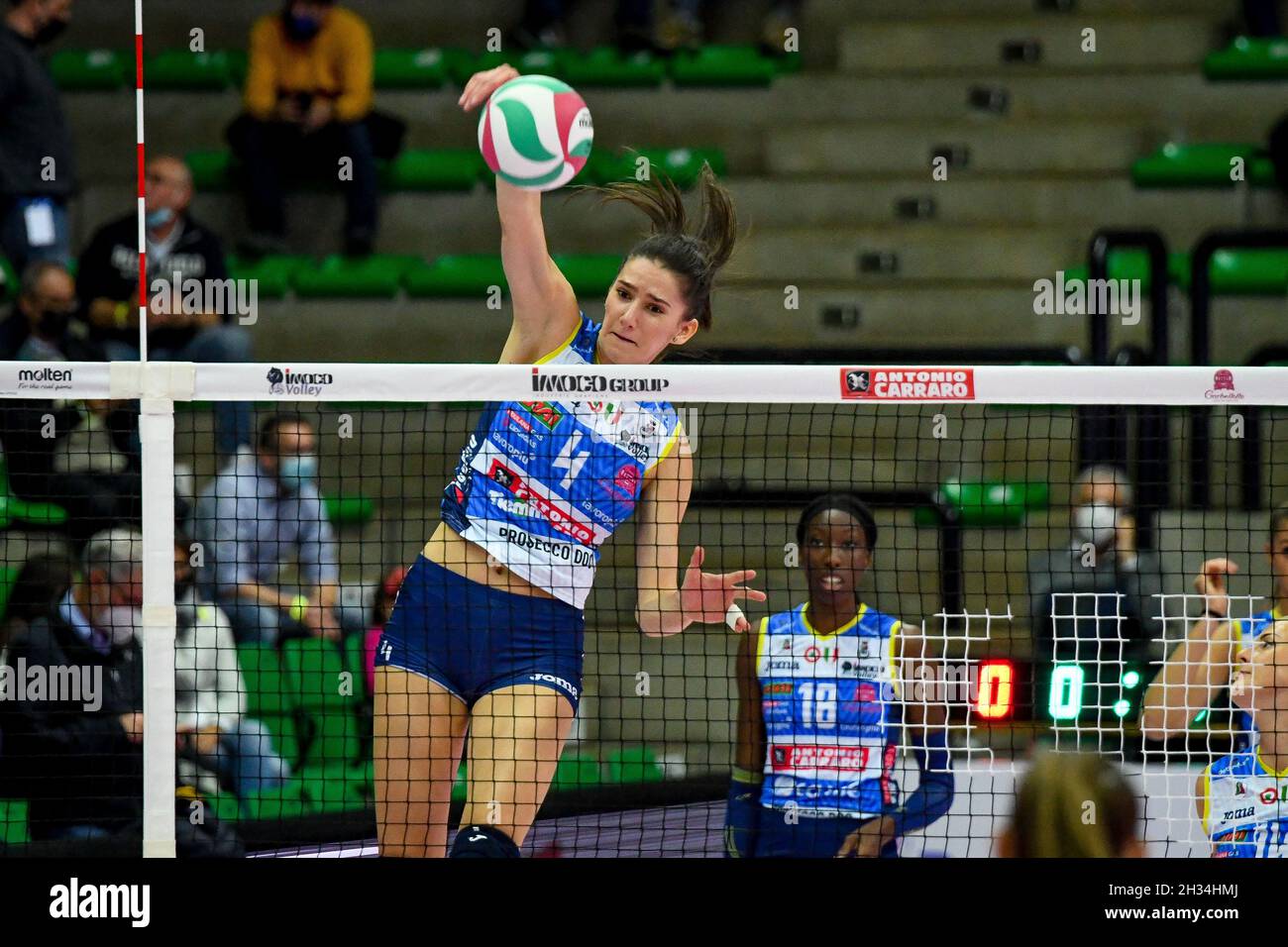 Trévise, Italie.21 octobre 2021.Bozana Butigan (Conegliano) pendant Imoco Volley Conegliano vs Igor Gorgonzola Novara, Volleyball Italien série A1 femmes Match à Trévise, Italie, octobre 21 2021 crédit: Agence de photo indépendante/Alamy Live News Banque D'Images