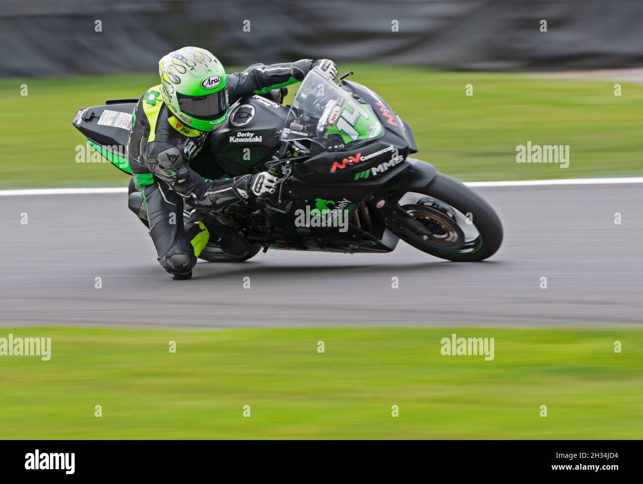 HEL Performance Championnat britannique junior de Supersport, 14, James McManus, Kawasaki, entièrement motos / affinité Banque D'Images