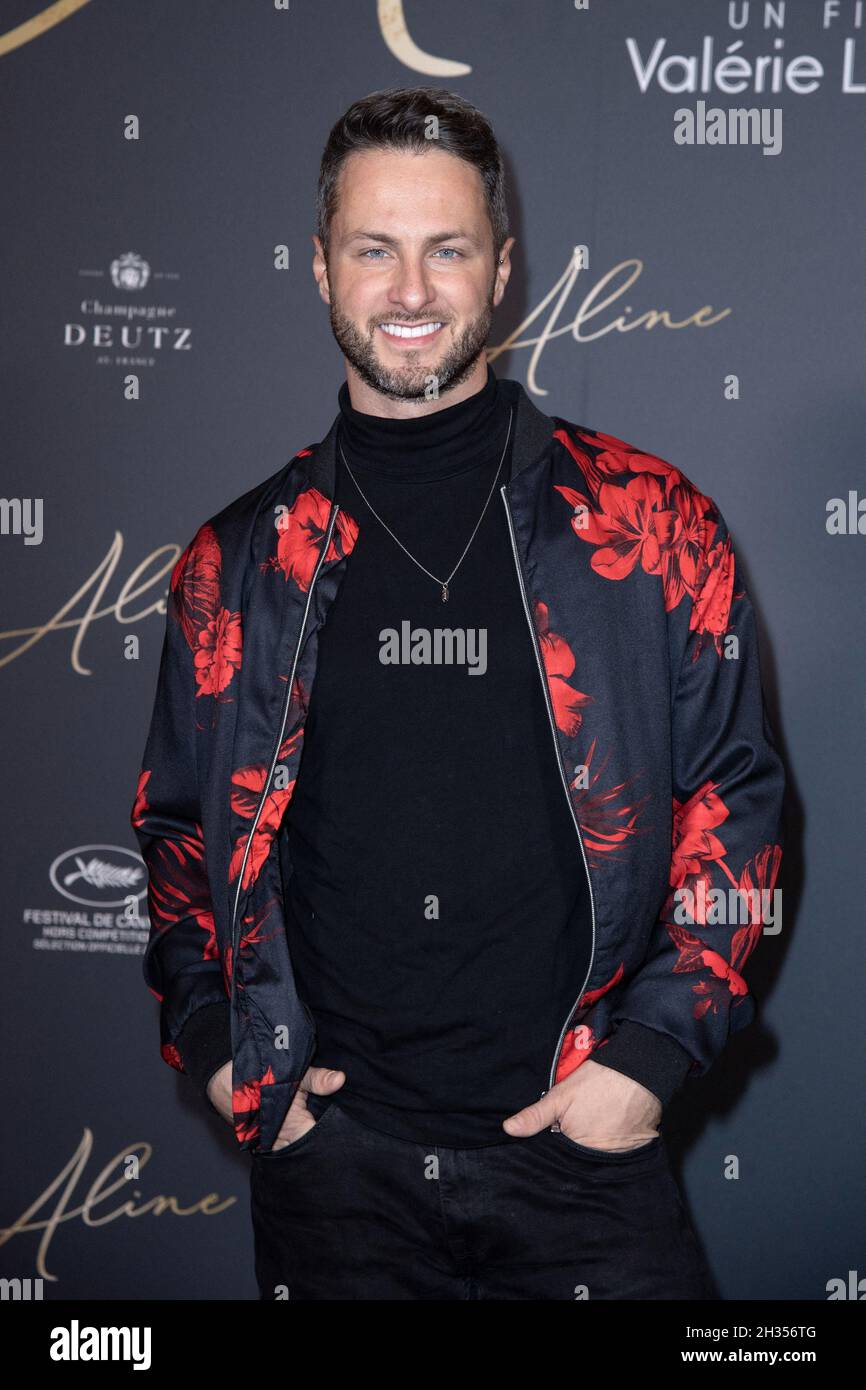 Christian Millette participe à la première d'Aline au Grand Rex Cinema à Paris, France, le 25 octobre 2021.Photo d'Aurore Marechal/ABACAPRESS.COM Banque D'Images