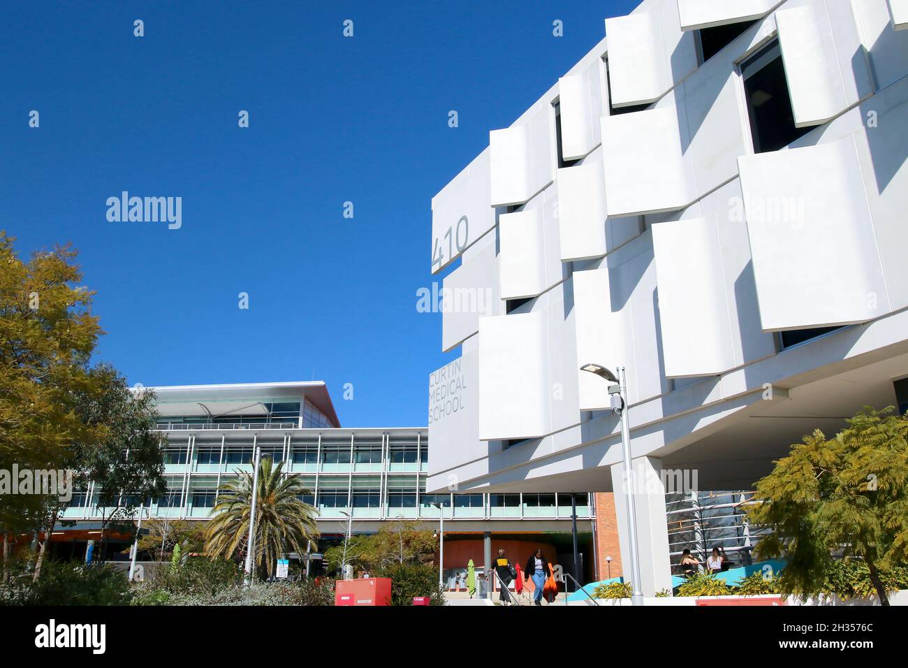 Étudiants sur le campus de l'Université Curtin Bentley Campus, Perth, Australie occidentale Banque D'Images