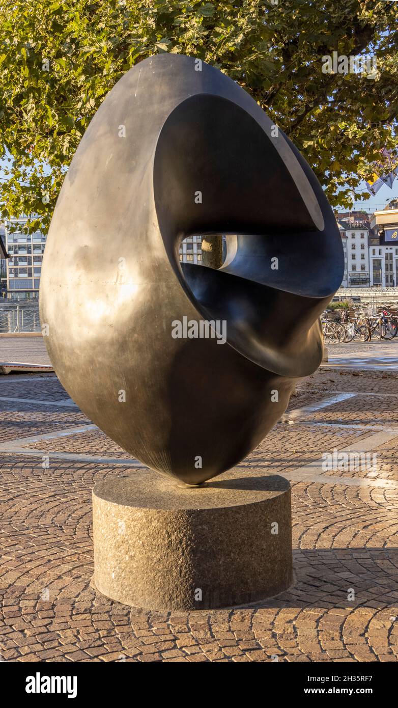 La flamboyante, 1979 - 1980 (moule); 1982 (fonte), sculpture en bronze d'Antoine Poncet, place des Bergues, Genève, Suisse Banque D'Images