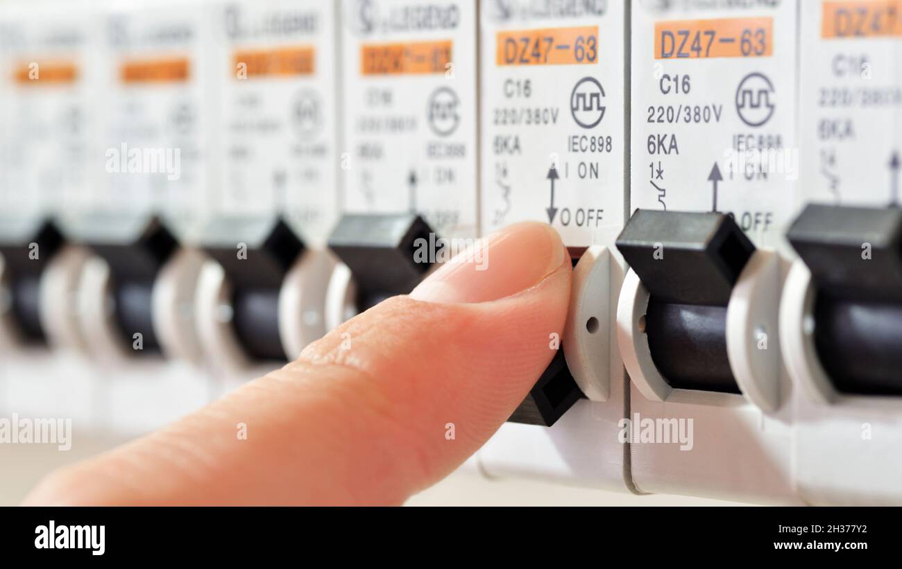 Disjoncteur de la boîte à fusibles, gros plan Banque D'Images Disjoncteur de la boîte à fusibles, gros plan Banque D'Images