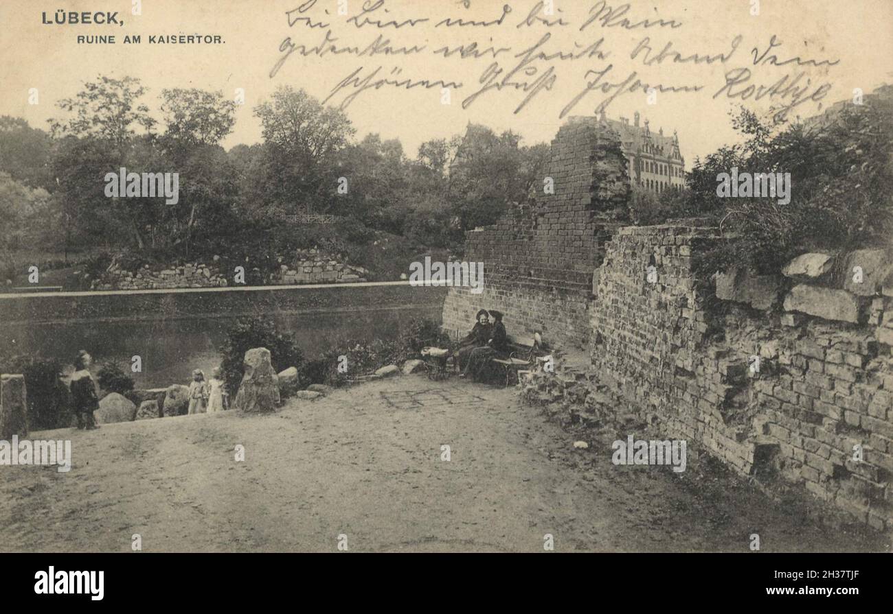 Kaisertor Lübeck, Schleswig-Holstein, Allemagne, Ansicht von CA 1910, digital Reproduktion einer gemeinfreien Postkarte Banque D'Images
