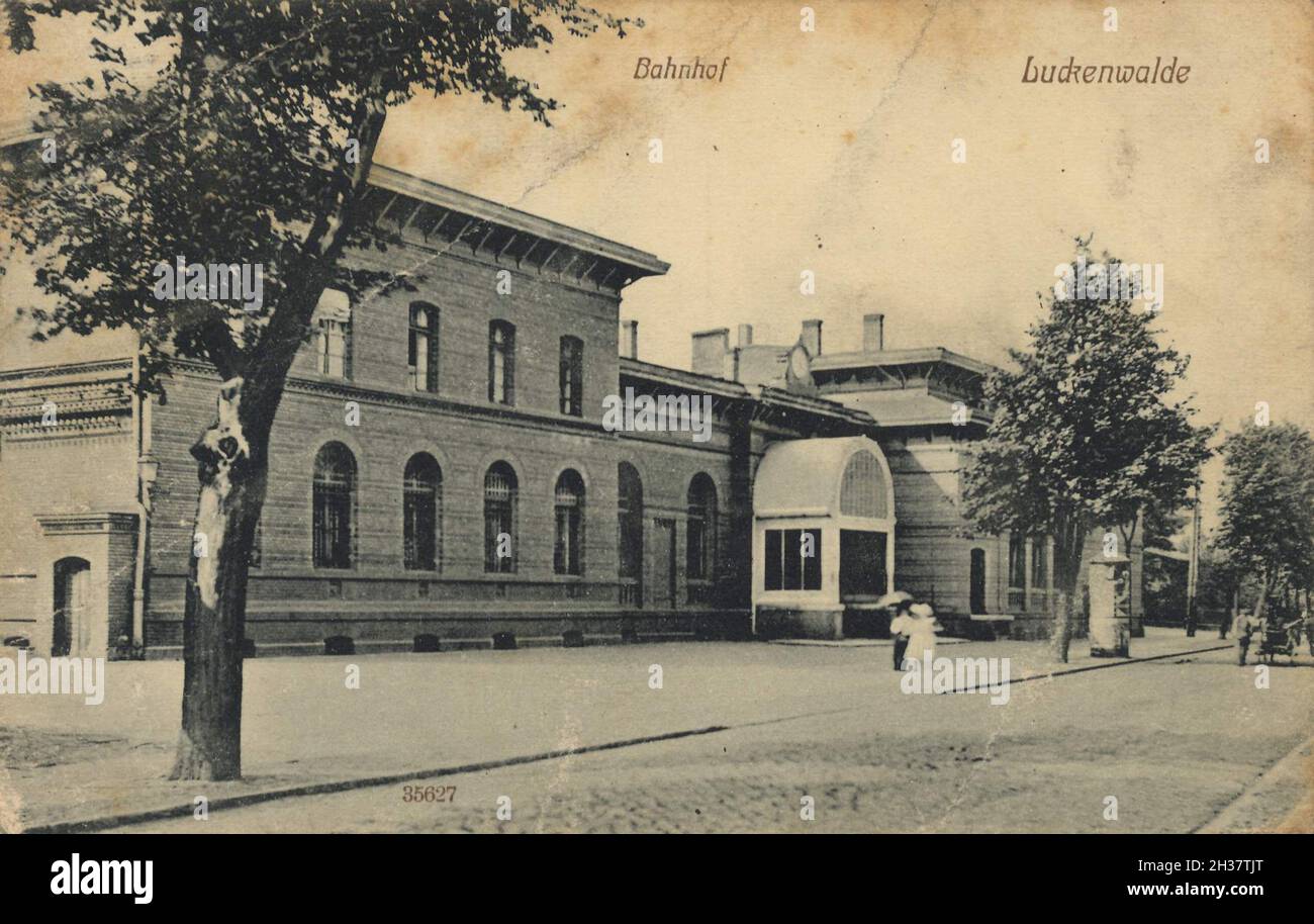 Bahnhof Luckenwalde,Kreisstadt des Landkreises Teltow-Fläming in Brandenburg, Deutschland, Ansicht von CA 1910, digitale Reproduktion einer gemeinfreien Postkarte Banque D'Images