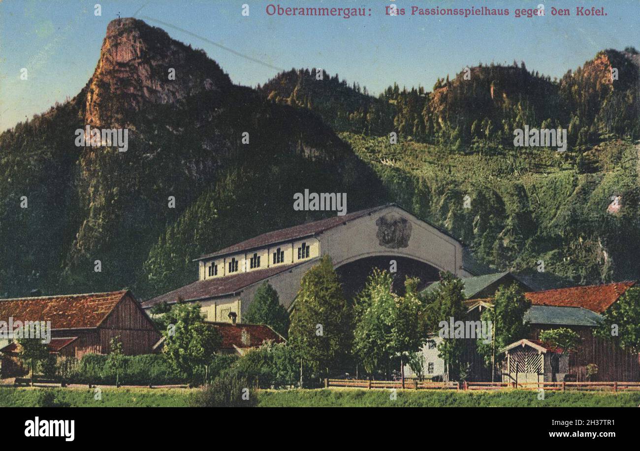 Pasionsspielhaus in Oberammergau, Landkreis Garmisch-Partenkirchen, Oberbayern, Deutschland, Ansicht von CA 1910, digitale Reproduktion einer gemeinfreien Postkarte Banque D'Images