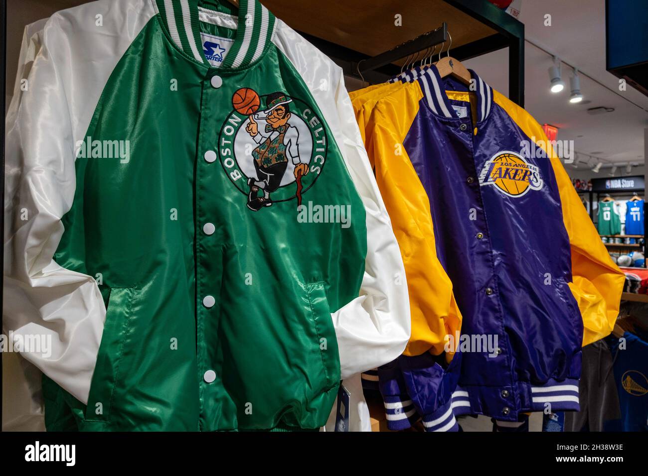 Magasin phare de la NBA pour les articles de marque des équipes de basket-ball professionnelles, New York City, États-Unis Banque D'Images