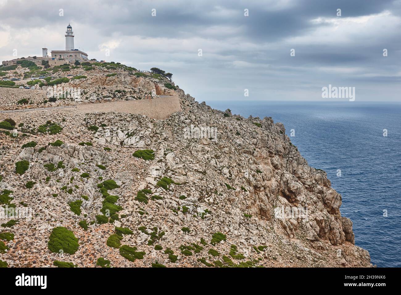 Phare Formentor dans les îles de Majorque.Chaîne de montagnes Tramuntana.Espagne Banque D'Images