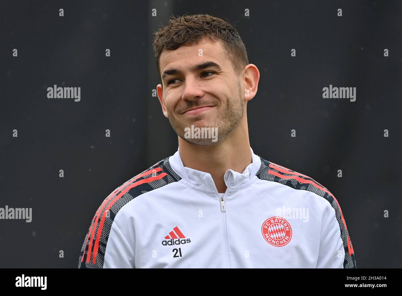 Munich, Allemagne.27 octobre 2021.Lucas HERNANDEZ (FC Bayern Munich) n'a pas à aller en prison!Archive photo: Lucas HERNANDEZ (FC Bayern Munich), action, image unique, coupe simple motif, portrait,portrait, portrait.Ligue des champions de football/Benfica Lisbonne - FC Bayern Munich, formation finale le 19 octobre 2021 crédit: dpa/Alay Live News Banque D'Images