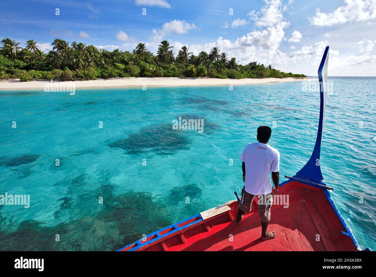 ARCHIPEL DE MALDIVE, ATOLL DE DHAALU, ARRIVANT SUR L'ÎLE CASTEWAY (NAUFRAGE) ÎLE PRIVÉE AVEC UN SEUL HÉBERGEMENT DE LUXE (GÉRÉ PAR Banque D'Images