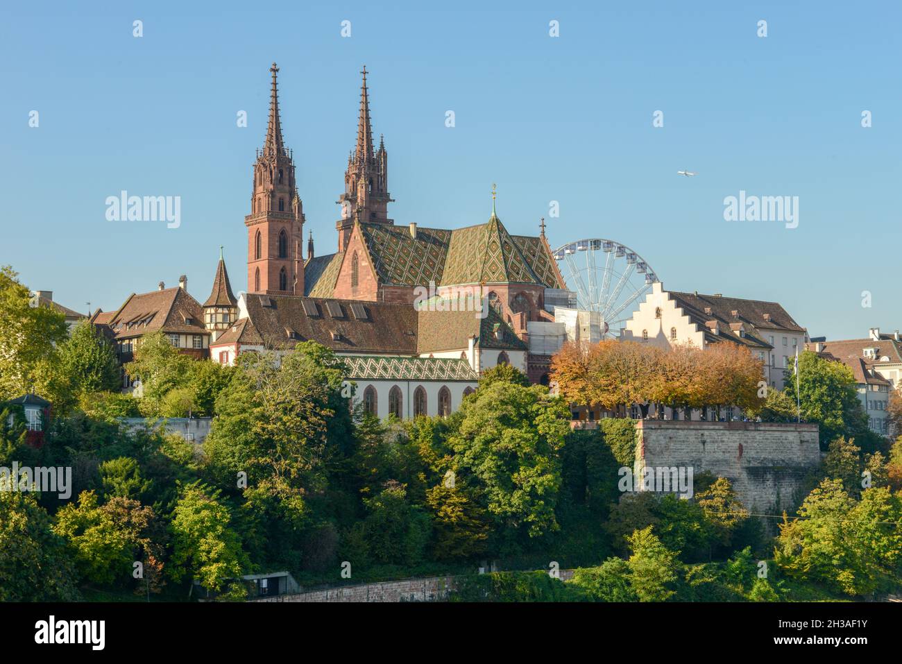 Vue sur la cathédrale de Bâle sur la Suisse Banque D'Images