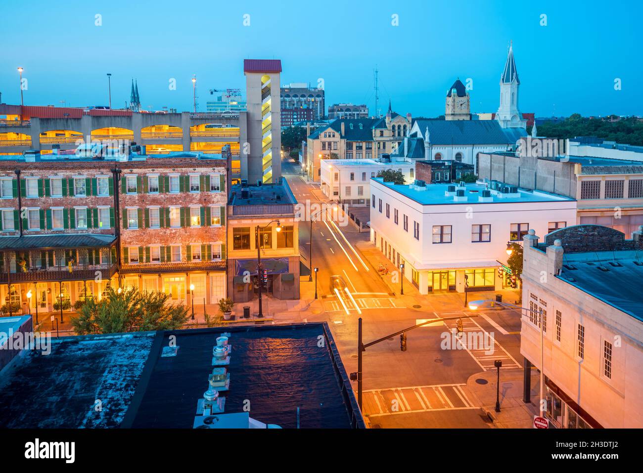 Vieille ville de Savannah, Géorgie, États-Unis au crépuscule Banque D'Images