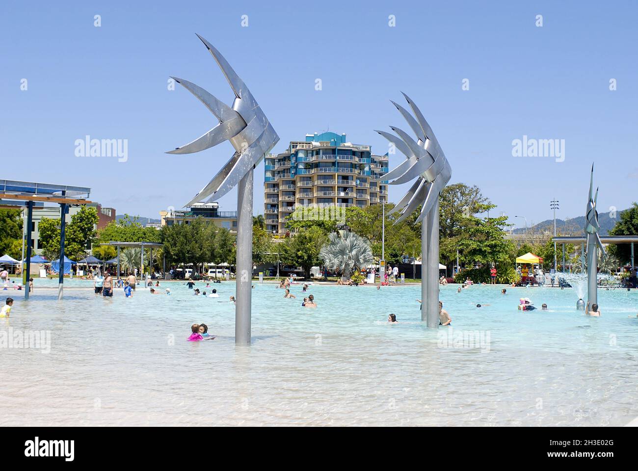 Bain en plein air à Cairns, Australie, Queensland Banque D'Images