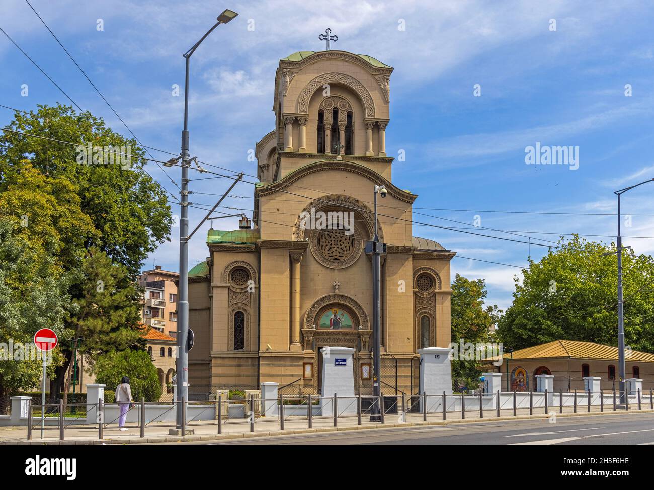 Belgrade, Serbie - 08 septembre 2021 : Église orthodoxe de Saint Alexandre Nevsky à Belgrade, Serbie. Banque D'Images