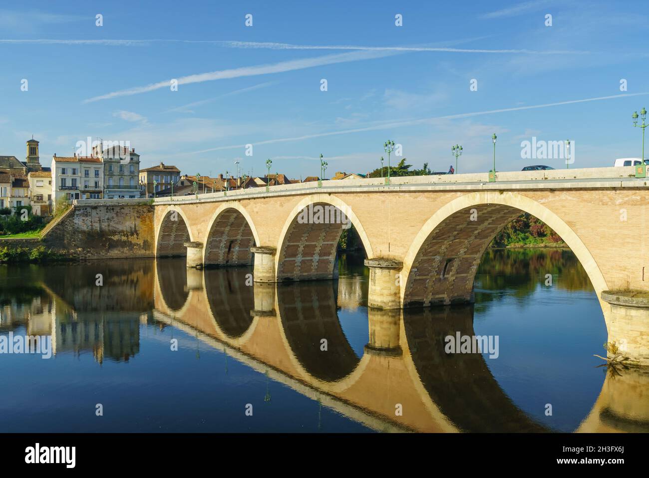 Pont sur la Dordogne à Bergerac.Nouveau-Aquitaine.France Banque D'Images