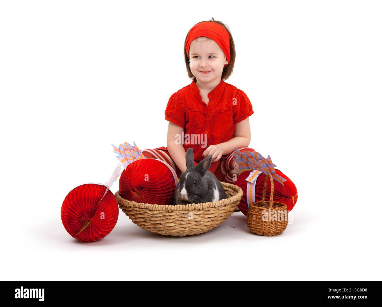 Petite fille avec lapin de Pâques Banque D'Images