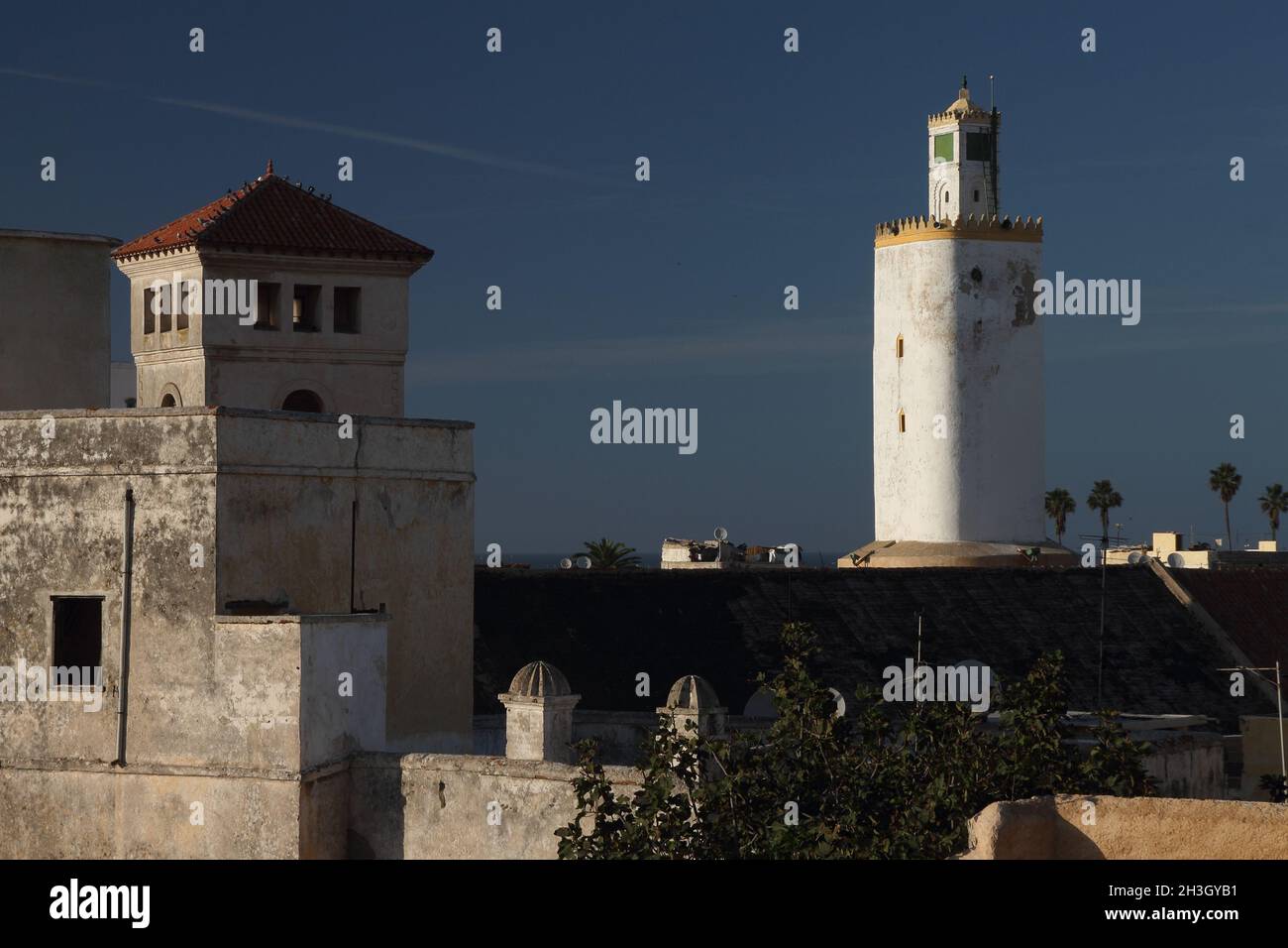Minaret de forme pentagonale de la Grande Mosquee à El-Jadida.Maroc Banque D'Images