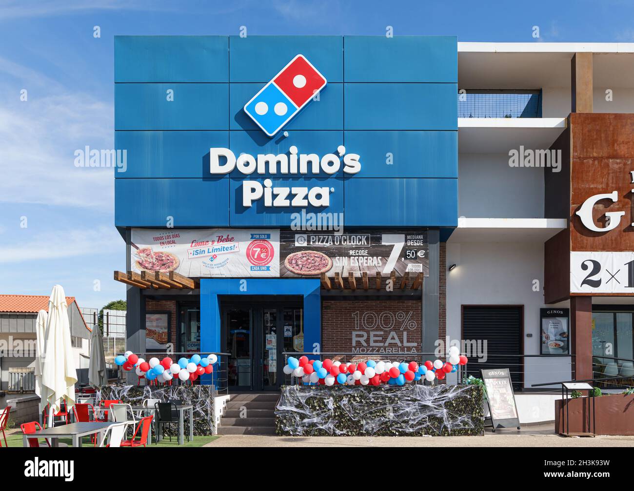 Domino pizza Banque de photographies et d'images à haute résolution - Alamy