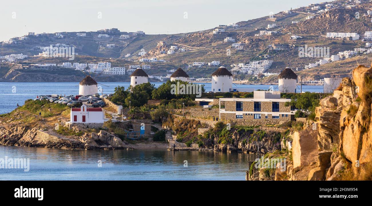 Moulins à vent sur l'île de Mikonos, Grèce Banque D'Images Moulins à vent sur l'île de Mikonos, Grèce Banque D'Images