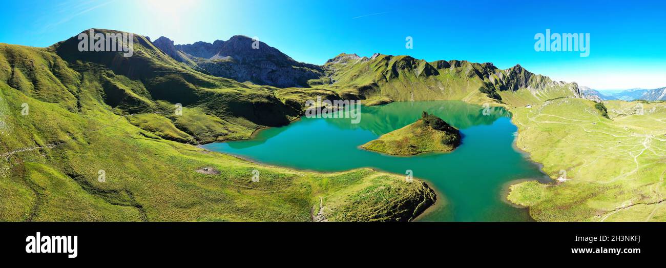 Le Schrecksee est un lac fantastique dans le haut bavarois Alpes Banque D'Images