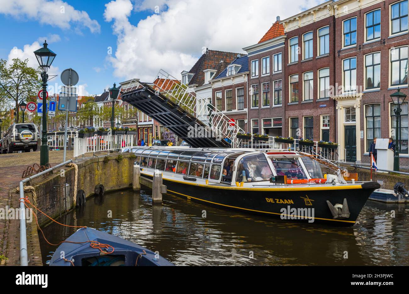 Alkmaar, pays-Bas - 28 avril 2017 : le navire se déplace à la Manche Banque D'Images