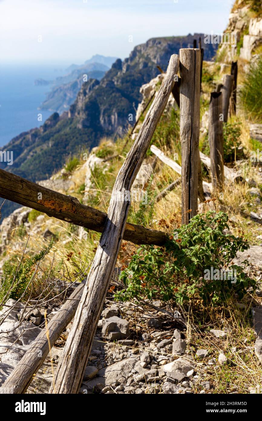 Sentiero degli Dei (chemin des dieux) Côte d'Amalfi Campanie Italie Banque D'Images