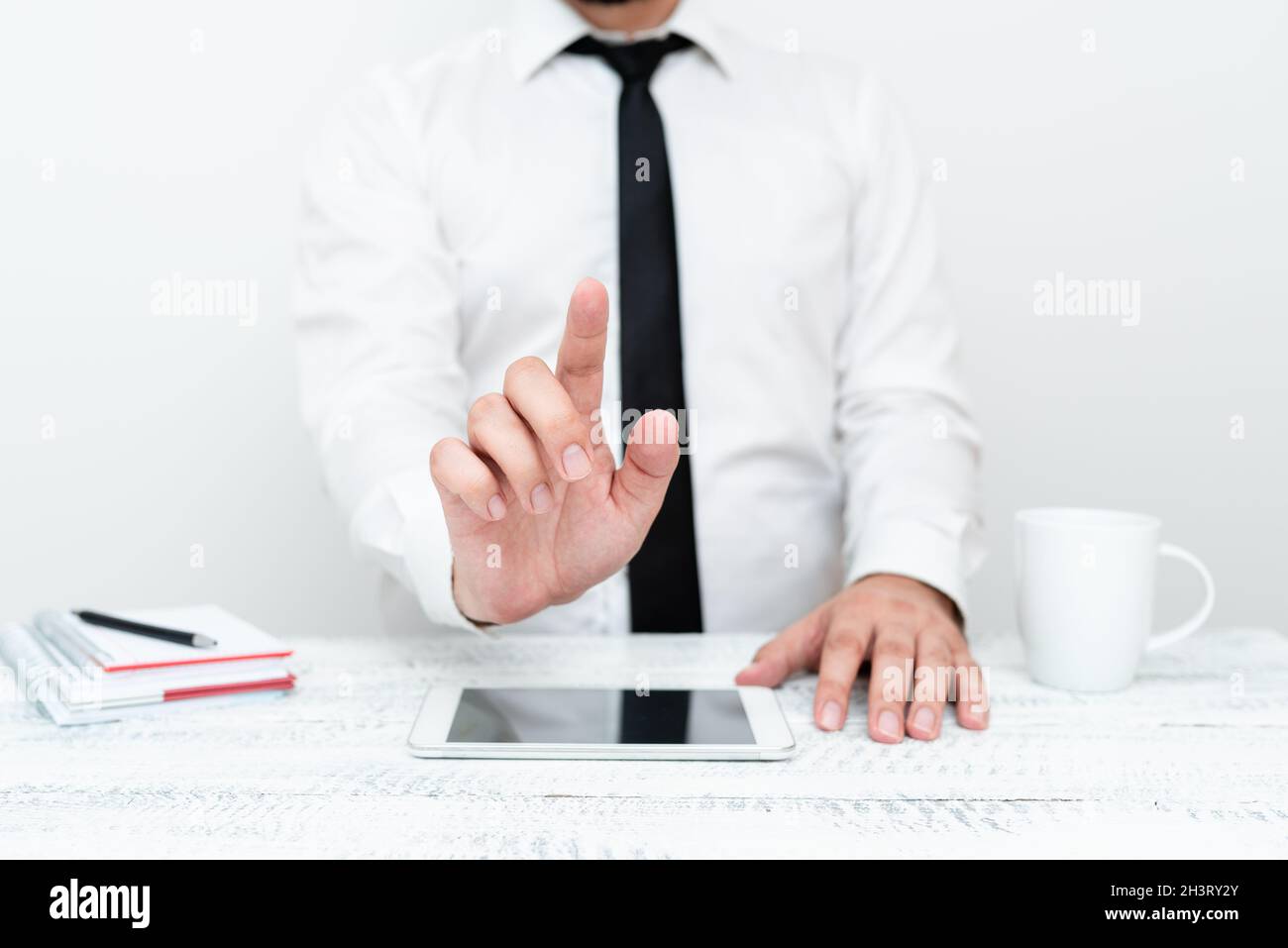 Présentation de la technologie de communication smartphone voix vidéo appel rédaction de notes importantes idées d'entrevue d'emploi Global Connectivi Banque D'Images