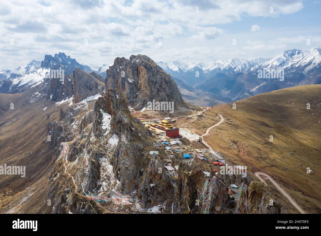 Vue aérienne du paysage du temple Tibet Zizhu Banque D'Images