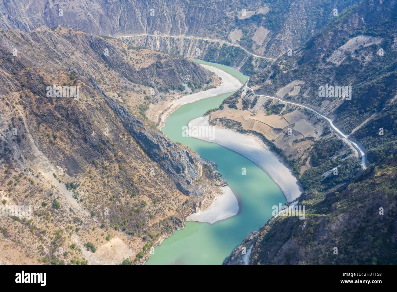 Vue aérienne de la belle rivière nujiang Banque D'Images
