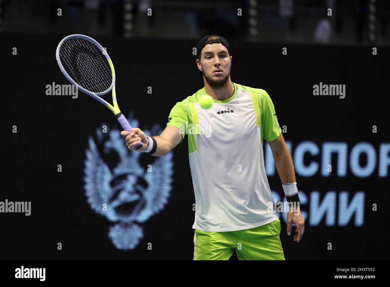 Saint-Pétersbourg, Russie - 30 octobre 2021 : tennis.Jan-Lennard Struff  joue lors d'un match contre Taylor Fritz au tournoi de tennis St.Petersburg  Open 2021.Jan-Lennard Struff Photo Stock - Alamy